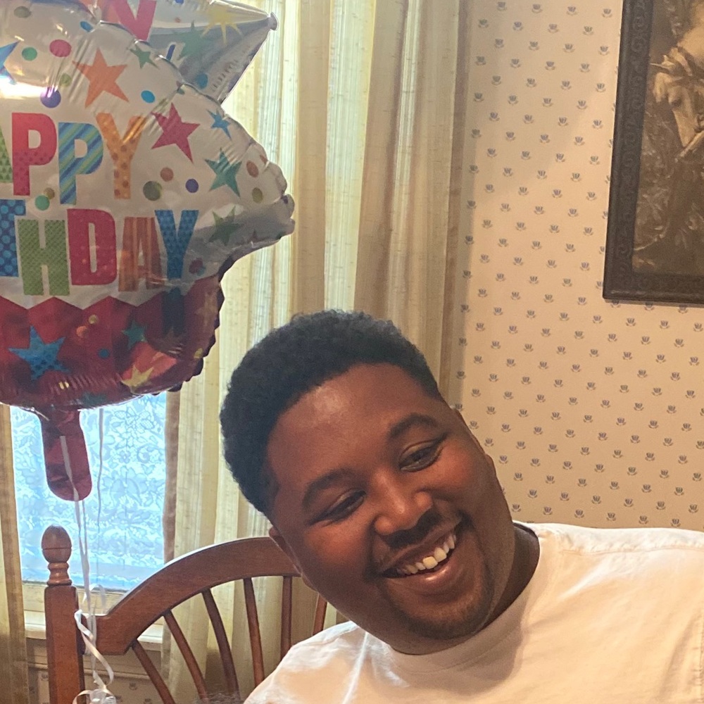 Meet your Posher, Aaron